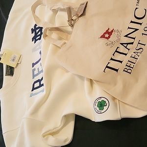 Brand New Notre Dame Men's Sweatshirt and bag